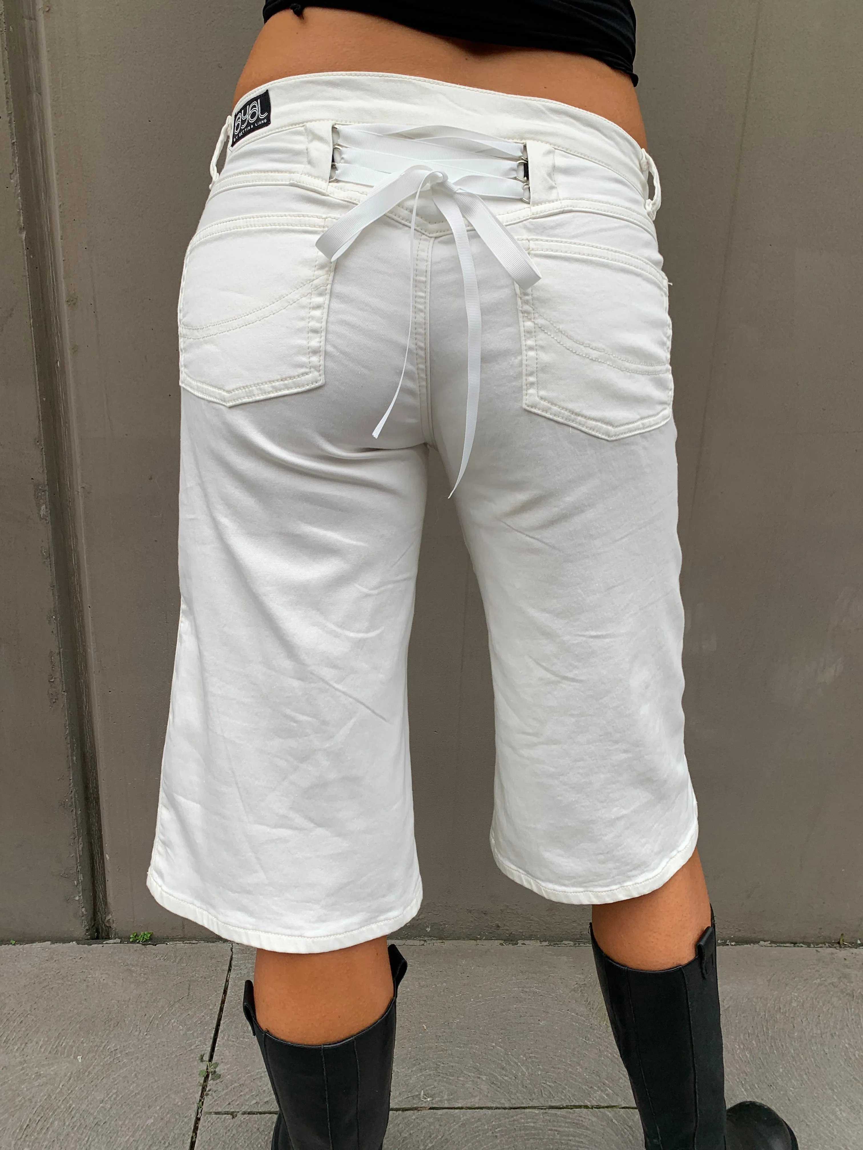 Corset Shorts. Low Rise. Stretch Canvas. Off White.