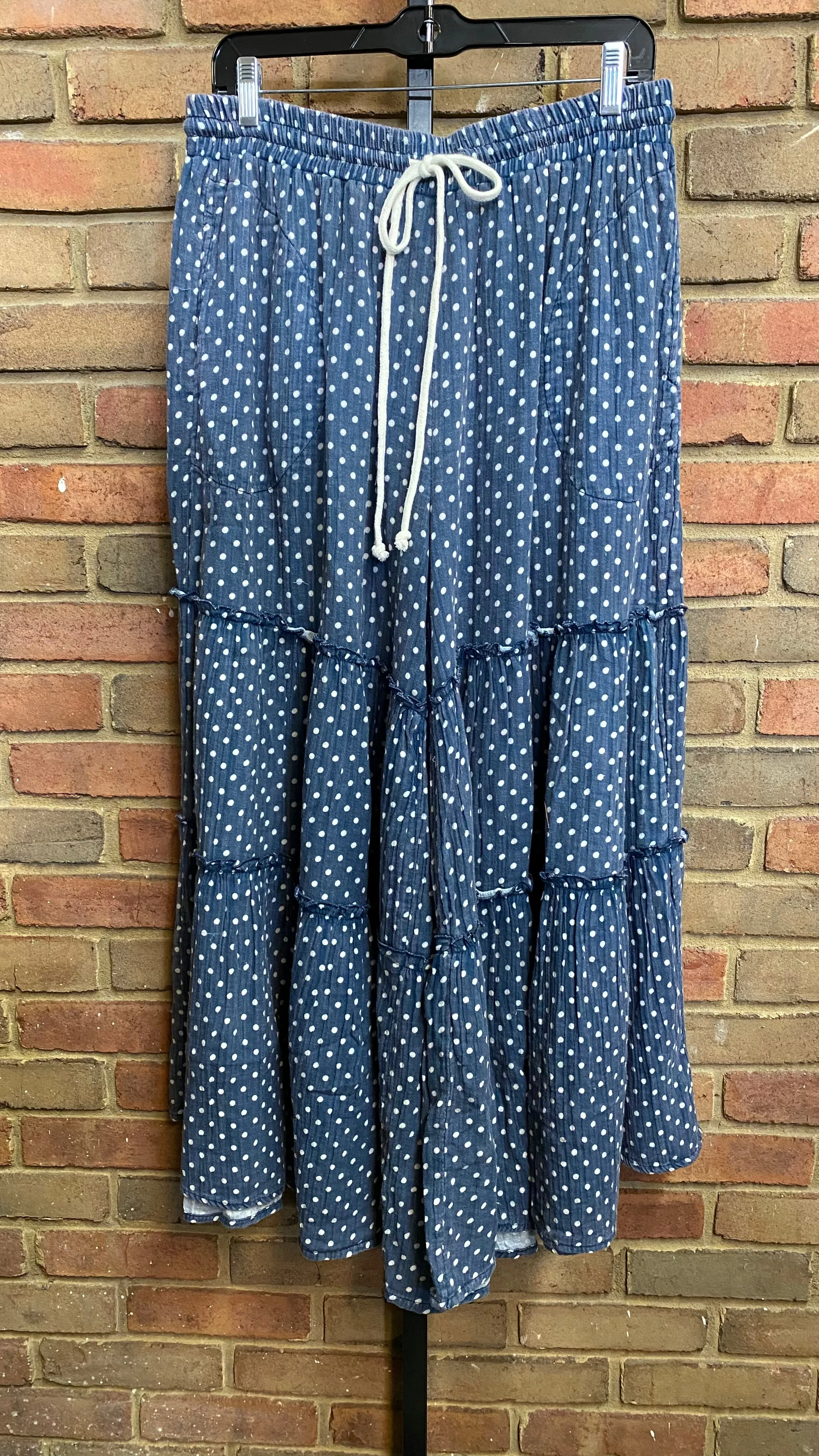 Dot Ruffle Pant #052