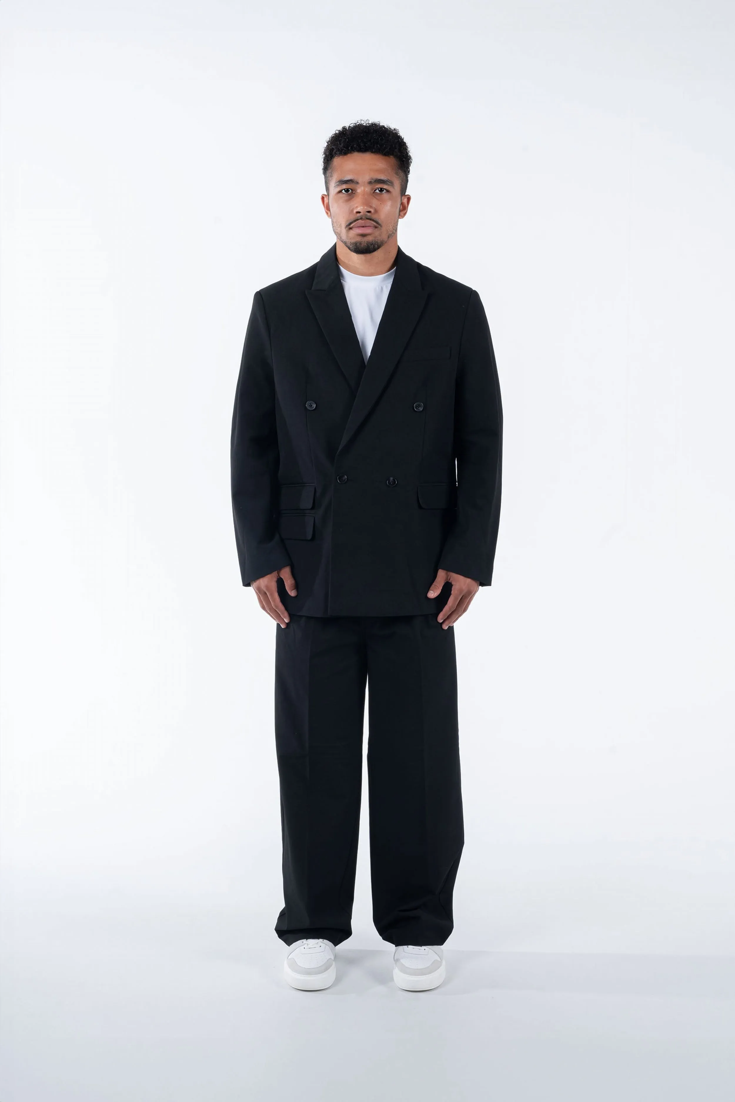 Fredrik | Black