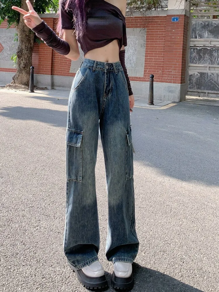 High-waisted loose-fitting wide leg pants