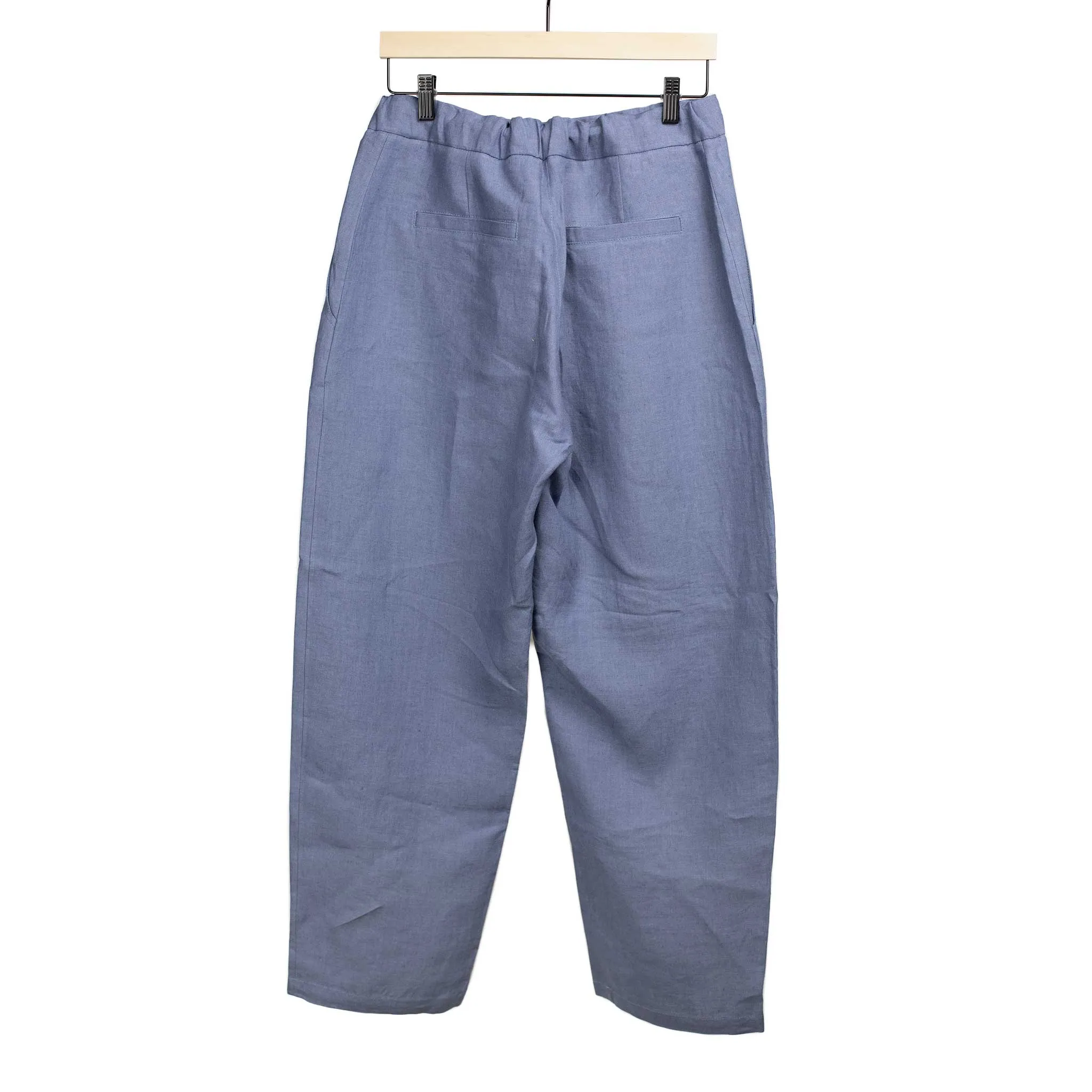 Lounge trousers in faded blue Belgian linen